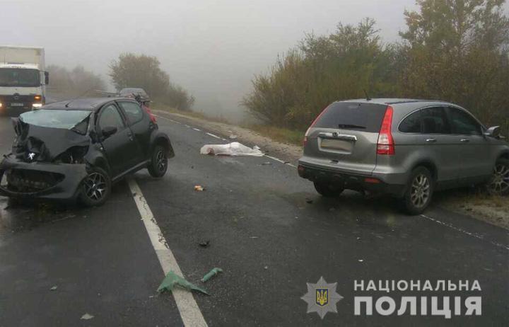 На Львовщине произошло смертельное ДТП с автопоездом: жуткие фото