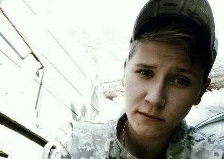 Олеся Бакланова погибла на Донбассе, ей было 19 лет: фото военной и воспоминания о ней 