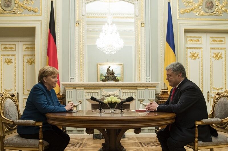 Ангела Меркель в Киеве. Зачем приехала и как выглядит после ''стресса''. Фото. Видео