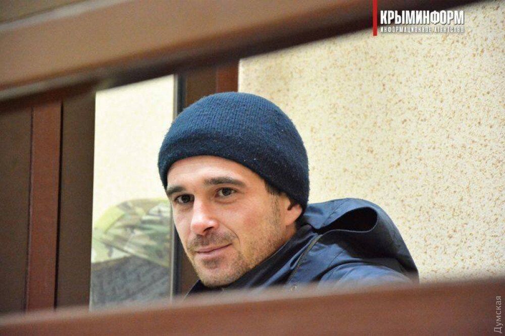 ''Роман Мокряк на допросе послал чекистов'': подробности и фото украинского моряка взаперти