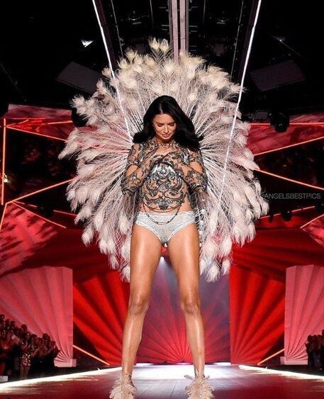 Адриана Лима уходит из Victoria’s Secret: почему модель покидает ''ангелов'', видео