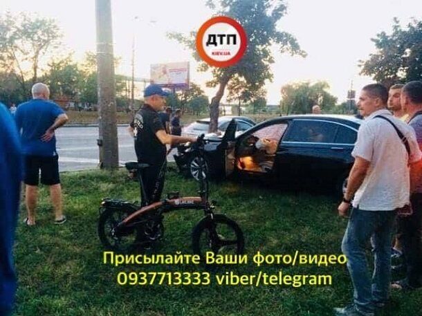 Машины в хлам: в сети показали фото жуткого ДТП в Киеве