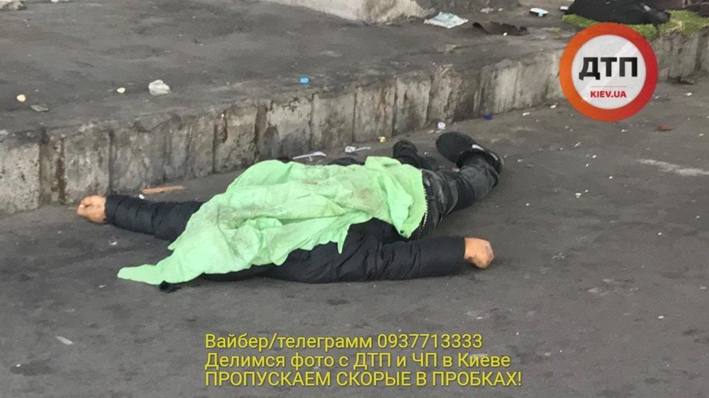 В Киеве произошла резонансная смерть ''от холода'': фото с места