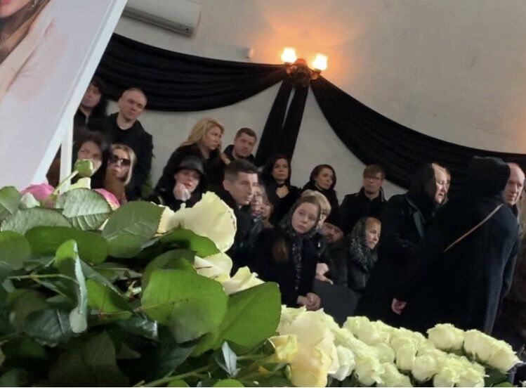 Несмотря на запрет: журналисты сделали фото гроба с Началовой