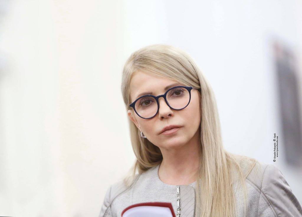 Старушка или школьница? Юлия Тимошенко получила ''модный приговор'', фото