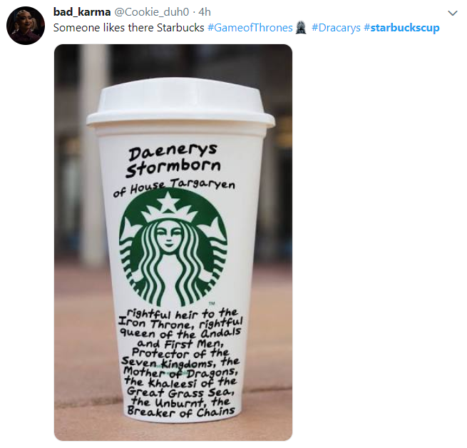 Стаканчик Starbucks Дейенеріс породив повальні меми. Фото і відео