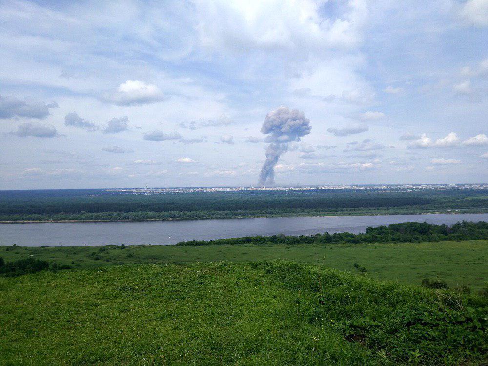 Вибух на заводі боєприпасів в Дзержинську: що сталося і відео з місця