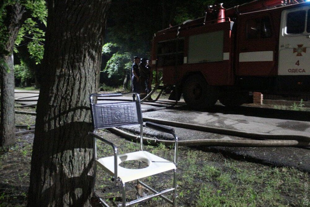 ''Доверяй делам!'' Пожар в психбольнице Одессы разъярил украинцев