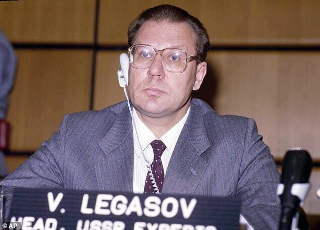 Хто такий Валерій Легасов, чи дійсно наклав на себе руки і як його показали в серіалі ''Чорнобиль''