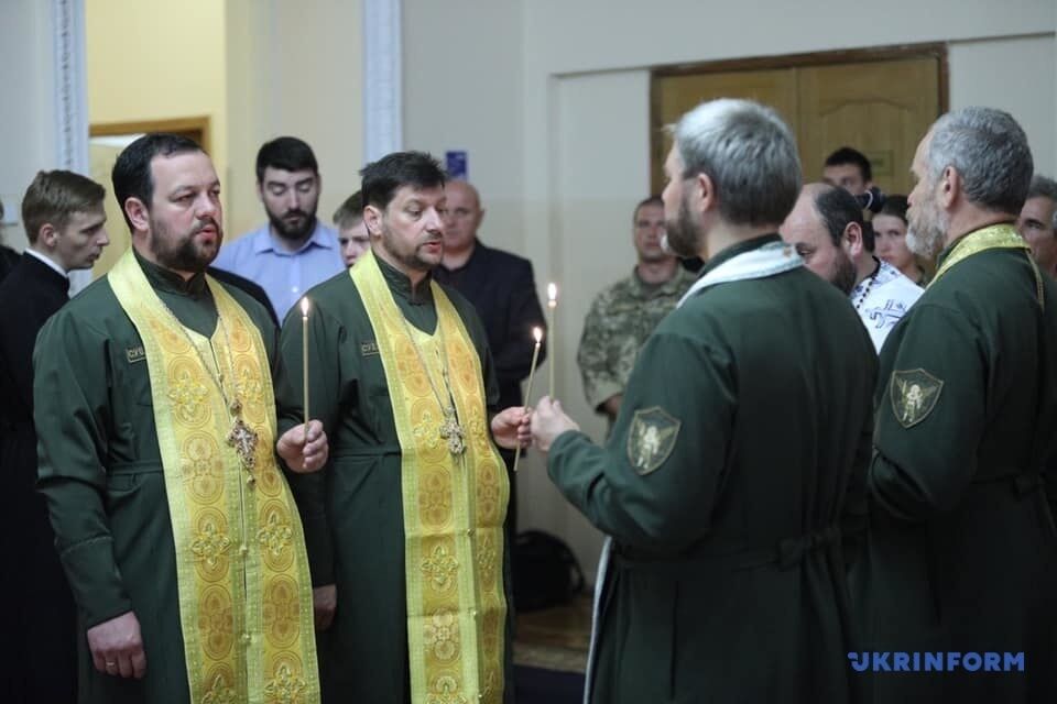 Отпевали священники: фото с церемонии прощания с Дмитрием Тымчуком