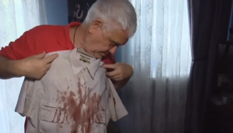 ''Что ты, с*ка, цепляешься ко мне?!'' Как полицейский избил пенсионера в Харькове, фото