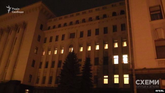 Появились фото, как Зеленский ночью 9 января прилетел в Киев из Омана