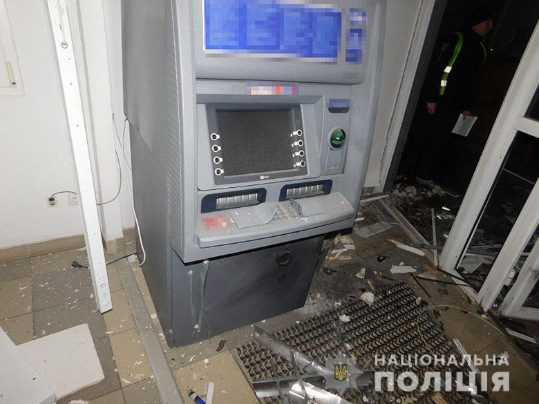В Деснянском районе Киева злоумышленники устроили взрыв: что случилось