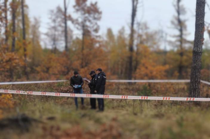 Новости Киевщины – обнаружили еще один труп расстрелянного мирного жителя в лесу
