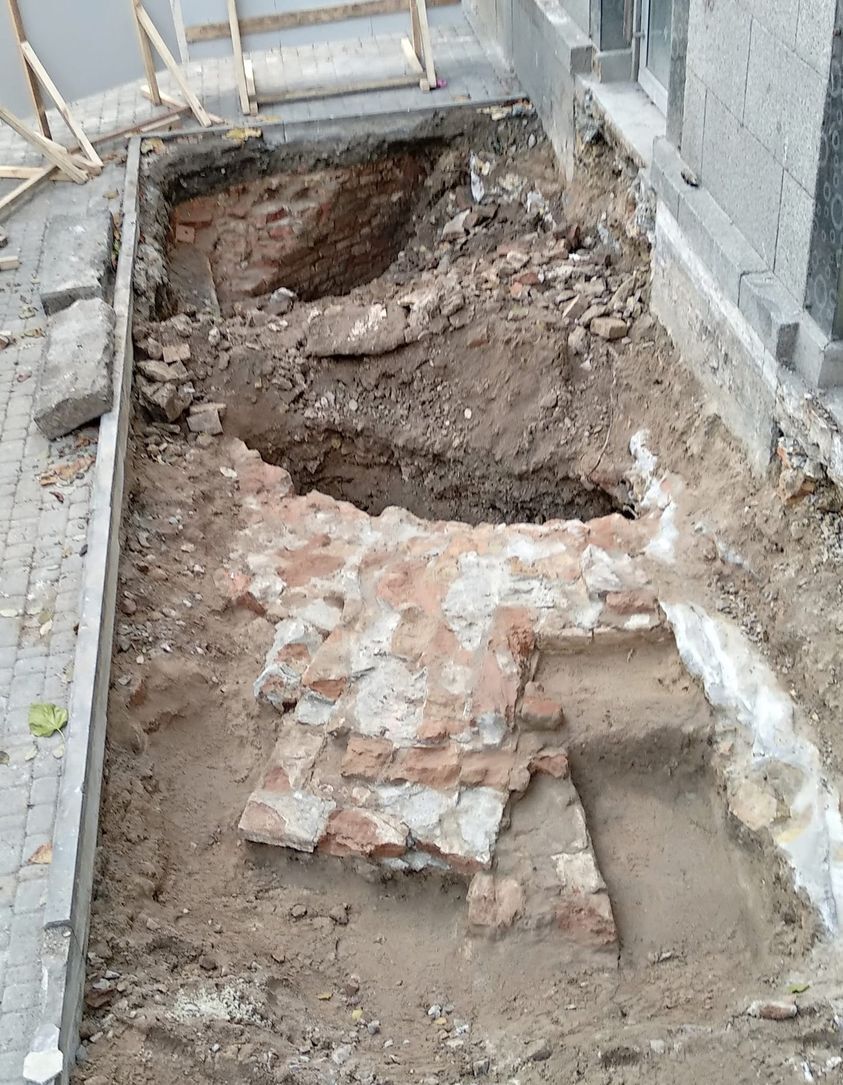 Археологи пытаются понять, что именно они обнаружили на территории Софии Киевской