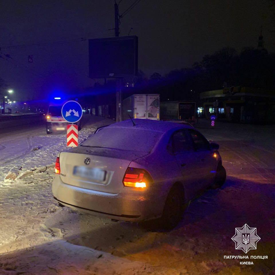 ДТП Київ - як правильно їздити в сніг - правила кермування зимою