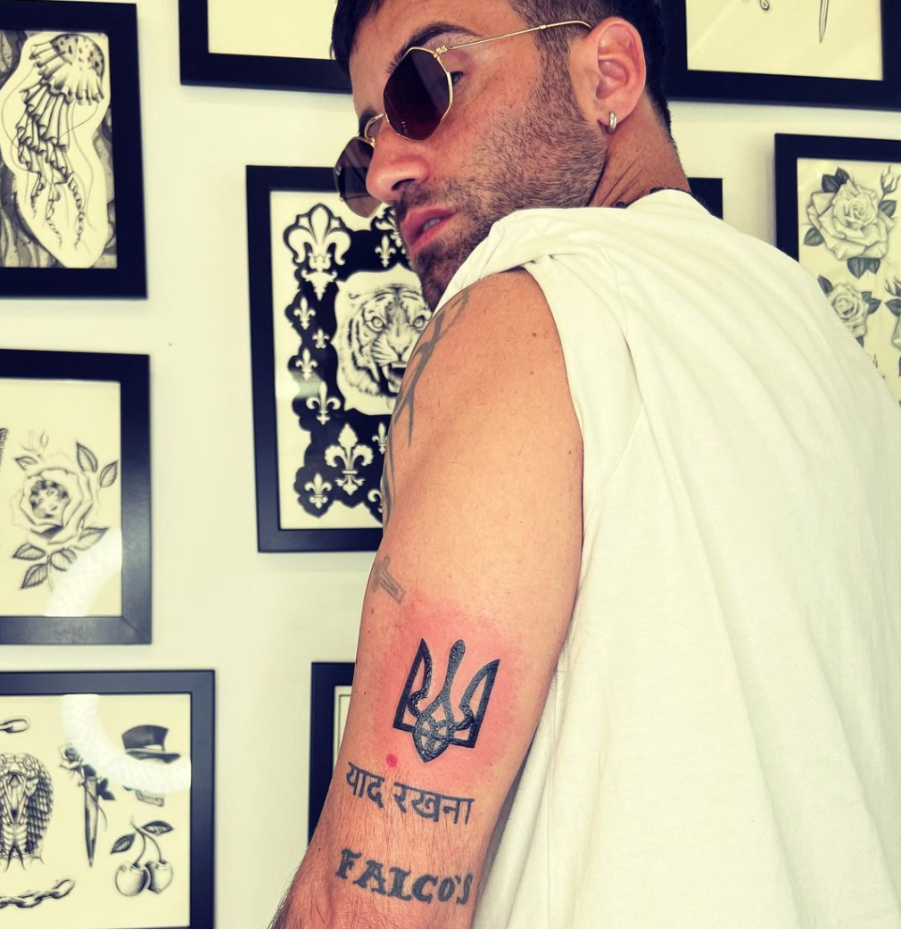 Марио Ферри сделал татуировку с украинским Трезубцем - итальянец Марио Ферри
