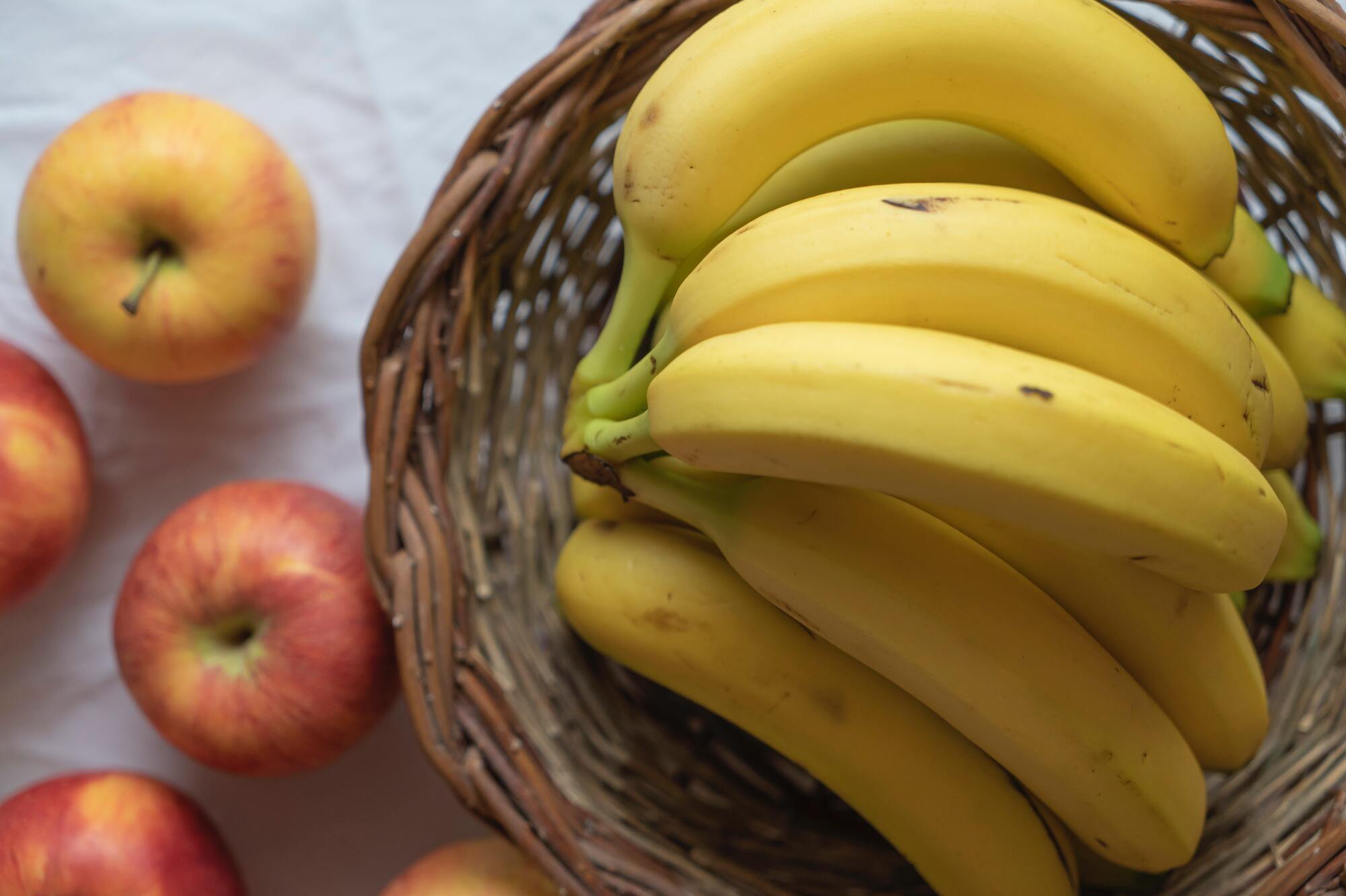 Как правильно хранить бананы - сколько лежат бананы - когда бананы начинают чернеть