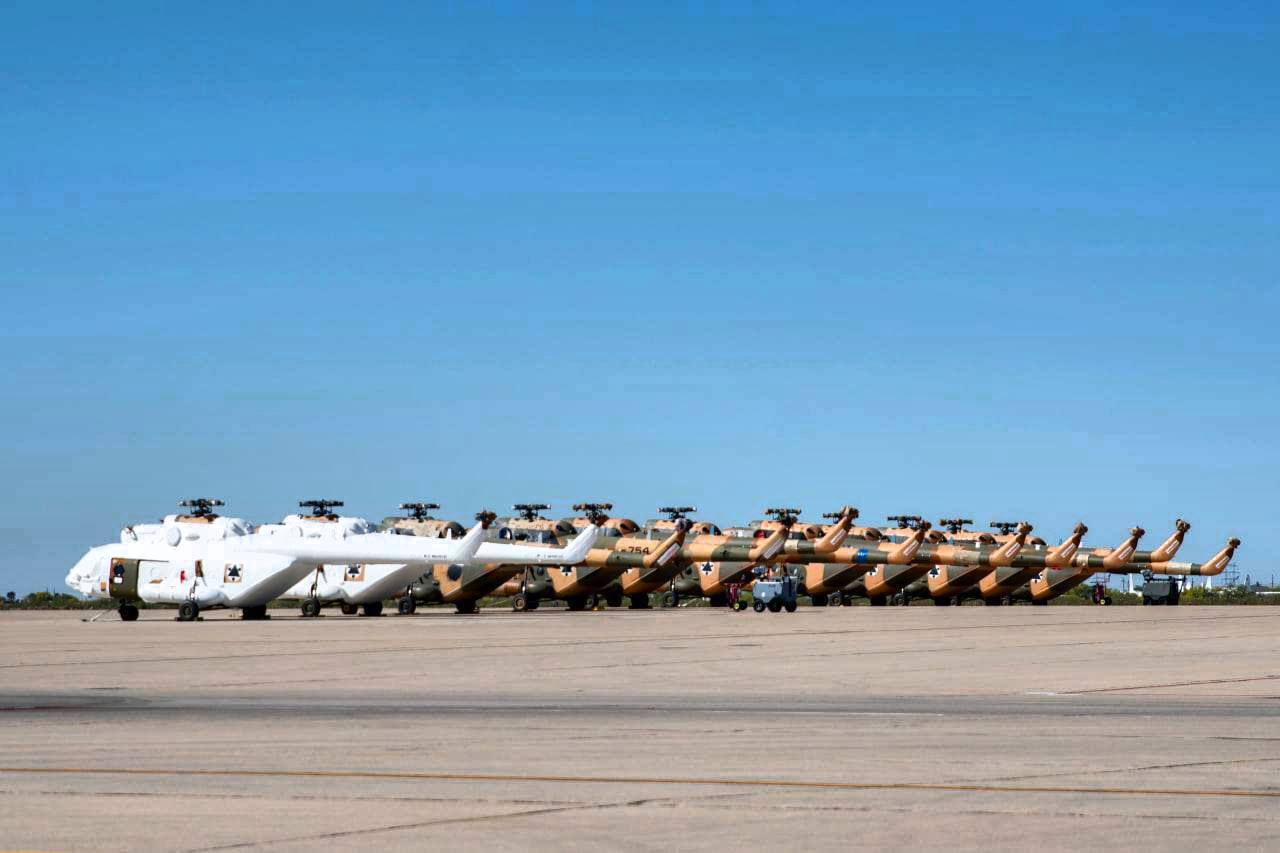 Мі-17 на авіабазі Девіс-Монтен ВПС США у штаті Арізона, перед відправкою до України.
