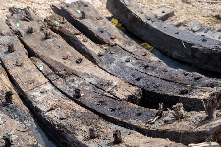 В Англии обнаружили остатки редкого корабля 16 века (фото)