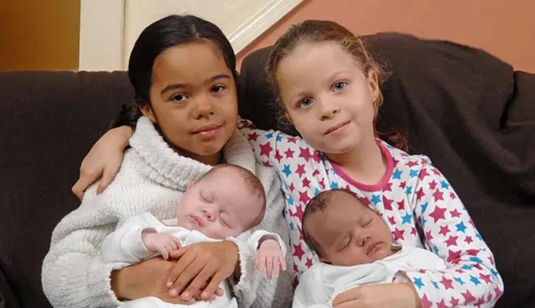 В Англії жінка вдруге народила різноколірних двійнят (фото)