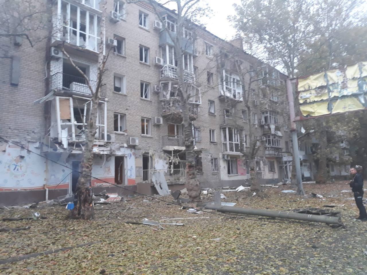 Zdjęcia i wideo po ostrzale budynków w centrum Charkowa