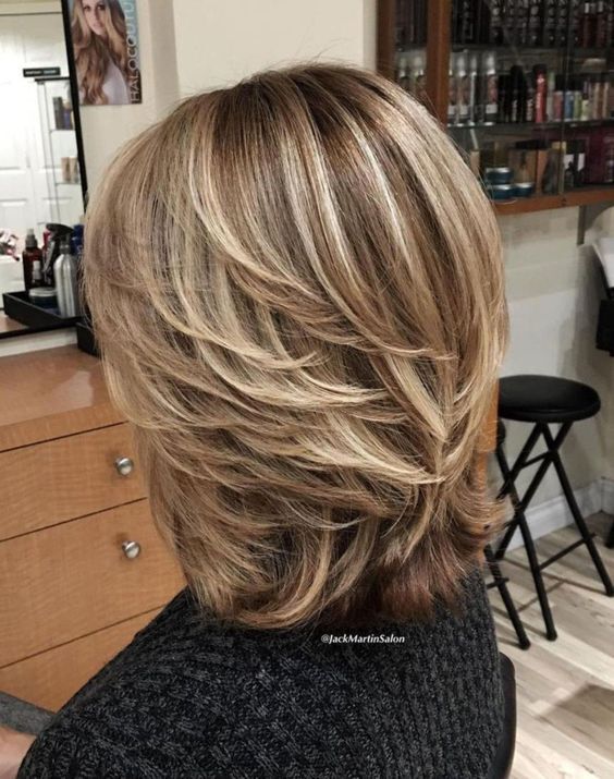Stylists named four ''perfect haircuts'' for women over 40 (photos)