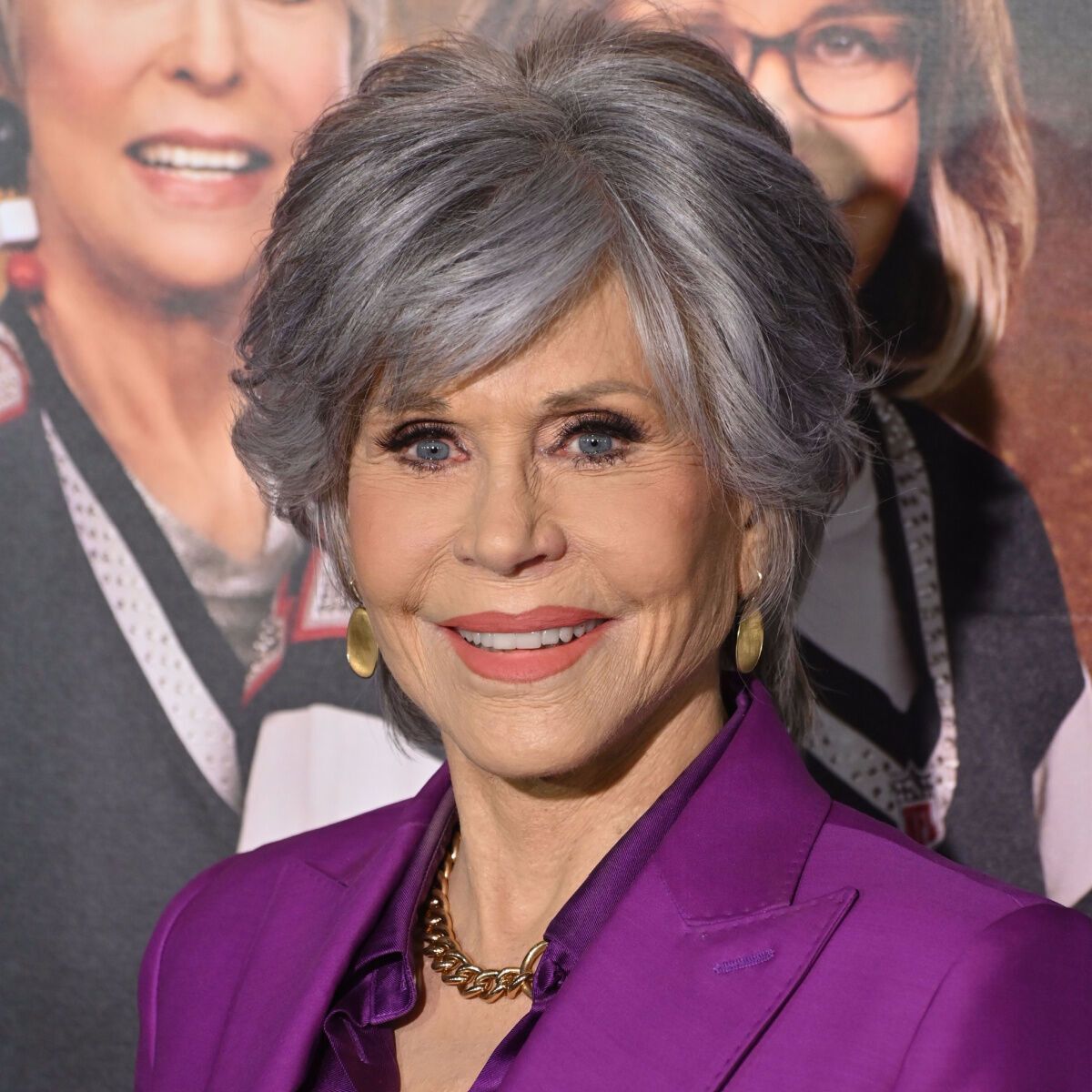 Experts named 5 best hairstyles for gray hair (photo)