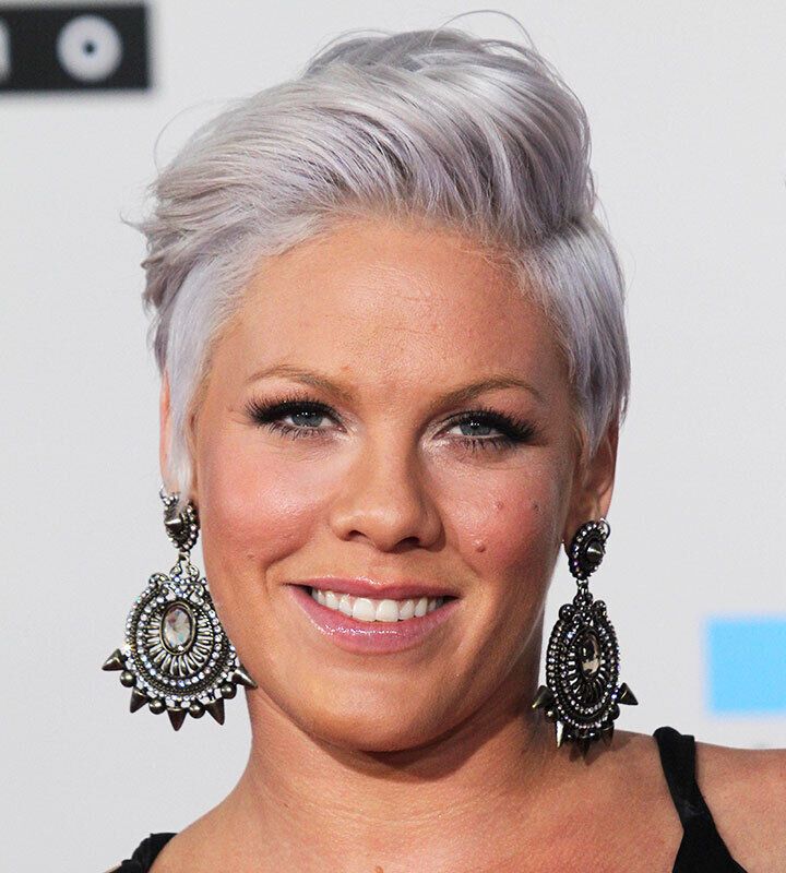 Experts named 5 best hairstyles for gray hair (photo)
