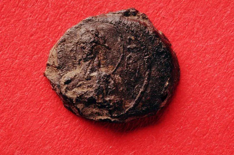 A customs seal from the time of Kyivan Rus was found in Volyn