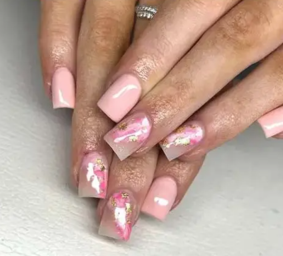 Manicure ideas for summer - stylish manicure 2023 - manicure trends