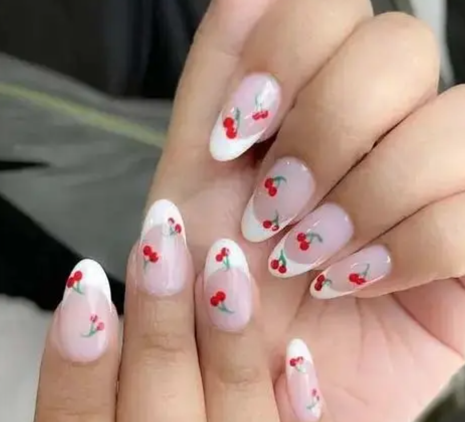 Manicure ideas for summer - stylish manicure 2023 - manicure trends