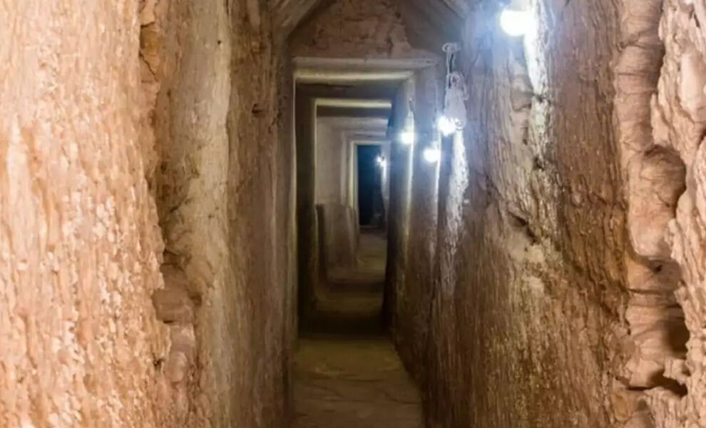 Zamiast grobowca Kleopatry archeolodzy natknęli się na tunel ''cudów geometrycznych'': jak wygląda