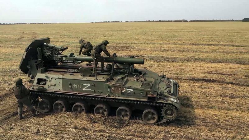 Бойцы ВСУ из HIMARS ''скосили'' вражеский 2С4 ''Тюльпан'' в Донецкой области (взрывное видео)