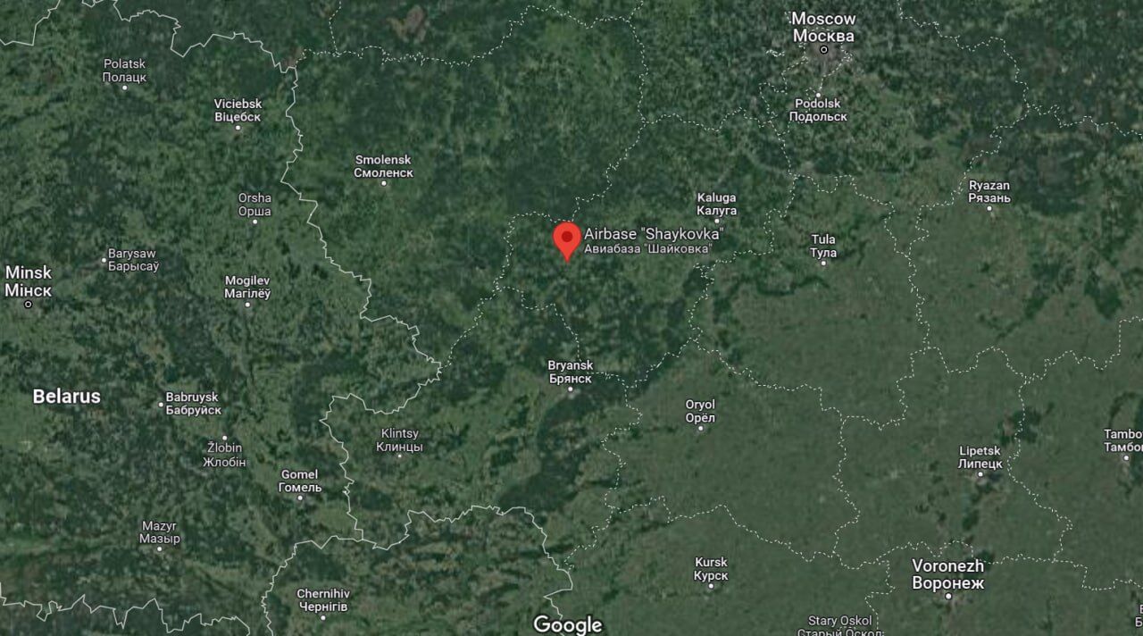 Дрон атаковал военный аэродром ''Шайковка'', откуда россияне обстреливают Украину, и повредил самолет