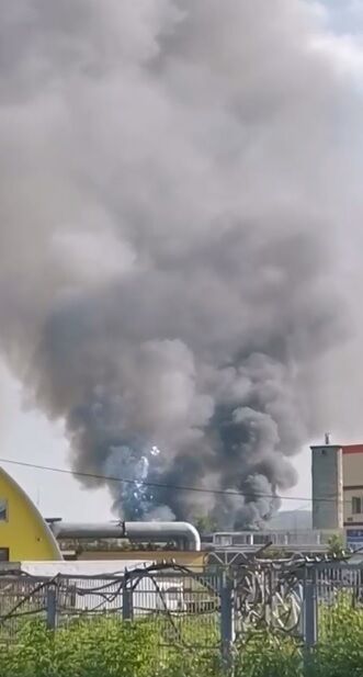 У російському Кємєрово сталася масштабна пожежа, йде детонація: всі подробиці (фото, відео)