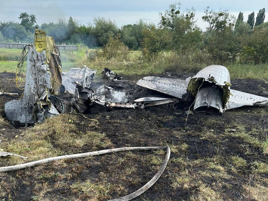 Трагічно загинули троє українських пілотів, серед яких був легендарний ''JUICE'': перші кадри з місця трагедії