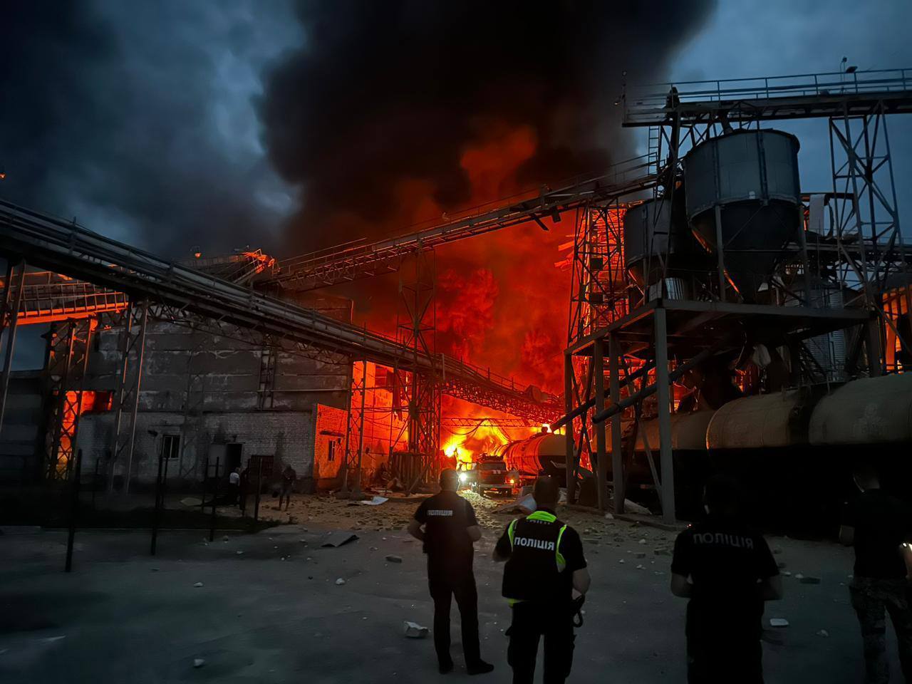 Росія атакувала Полтавщину та Кривий Ріг: пошкоджено промислову та житлову інфраструктуру, є загиблі