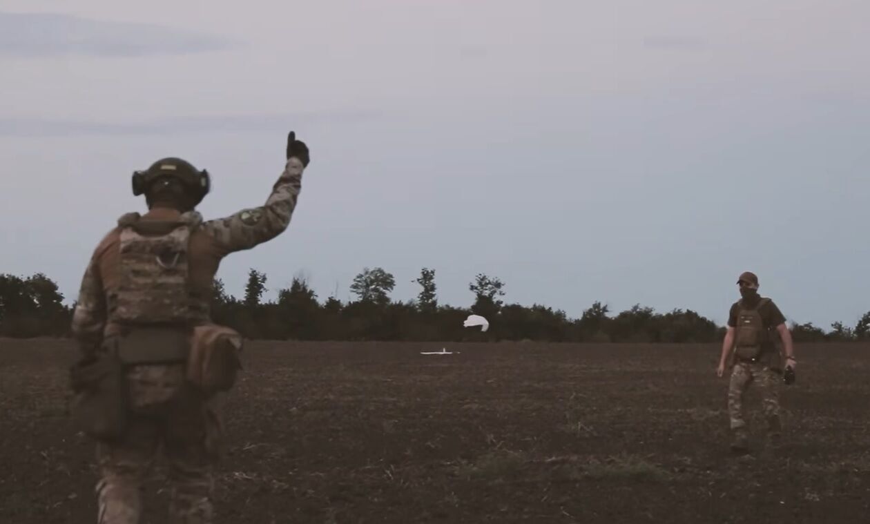 Бійці ССО показали вибухове відео ураження спостережного пункту росіян на Бахмутському напрямку