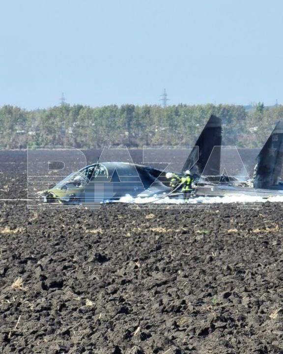 У Воронезькій області впав винищувач-бомбардувальник Су-35 (фото та відео)