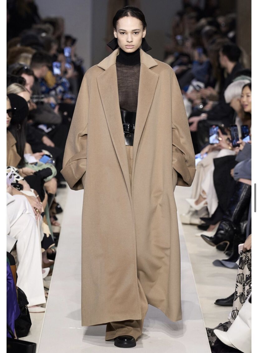 Стилисты назвали девять моделей осенних пальто, в которых вы будете выглядеть дорого