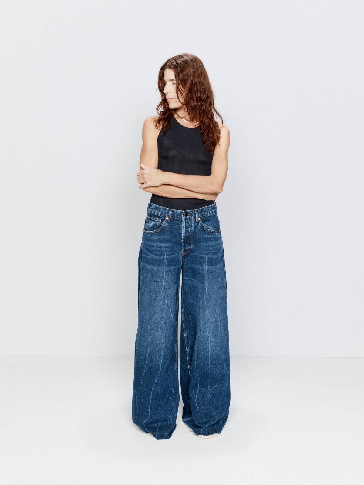 These jeans should be in your wardrobe: the main trends of spring 2024 (photo)