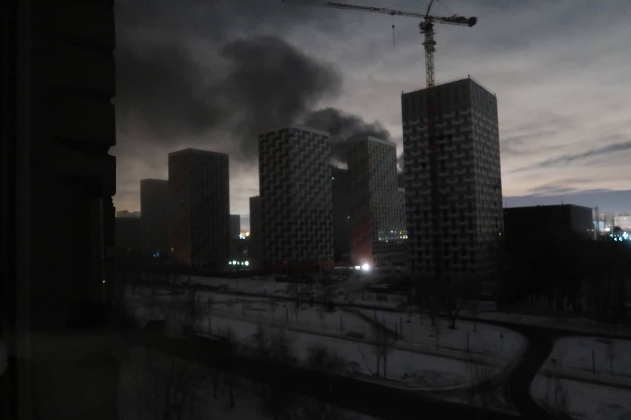 У 20-градусний мороз три райони Москви залишилися без світла та опалення: що сталося (фото та відео)