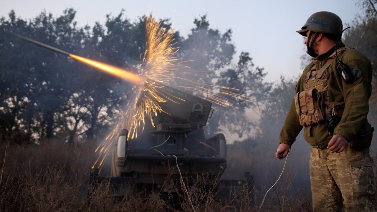 Президентская бригада показала, как бьет врага возле Авдеевки: мощные фото