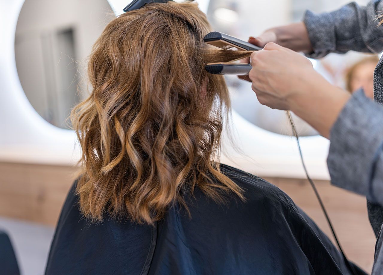 Кращі зачіски для жінок 40+, що страждають від випадіння волосся (фото)