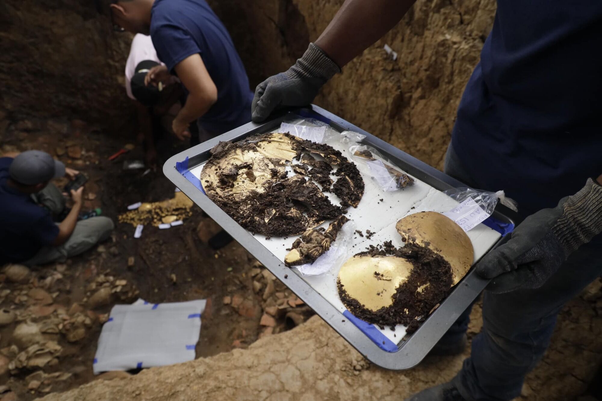 У Панамі розкопали 1200-річну гробницю лорда, наповнену золотом (фото)