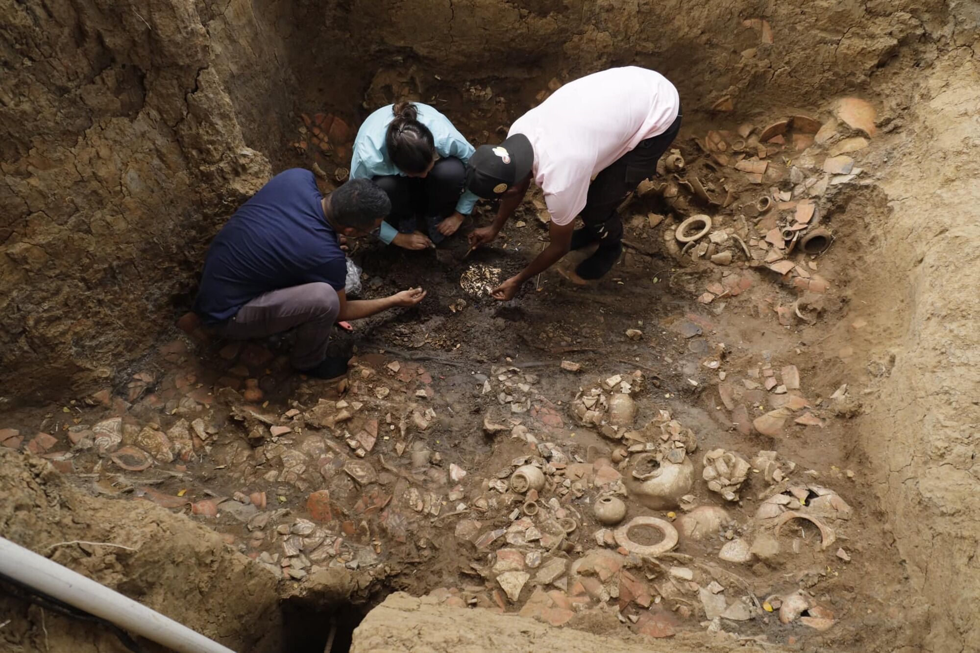A 1200-year-old tomb of a lord filled with gold was unearthed in Panama (photo)