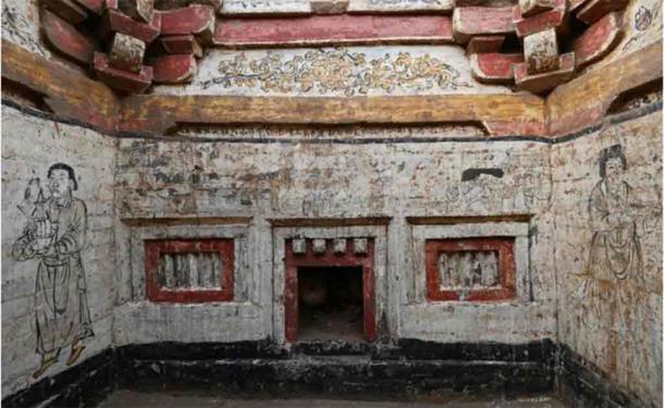 У китайському селі розкопали три гробниці династії Цзінь (фото)