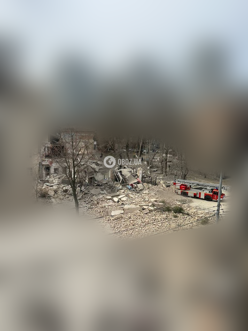 росія атакувала Київ двома балістичними ракетами: у кількох районах падіння уламків на житлові будинки (фото)