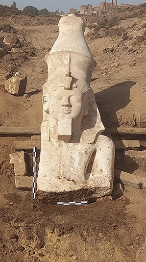 Gigantyczny posąg Ramzesa II odkryty w Egipcie (zdjęcie)